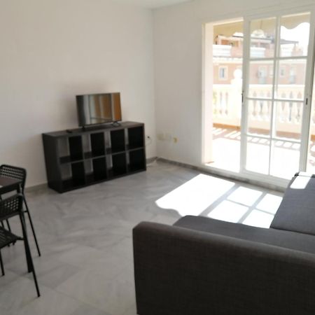 מאלגה Lovely Penthouse In Front Of The Beach With Free Parking מראה חיצוני תמונה